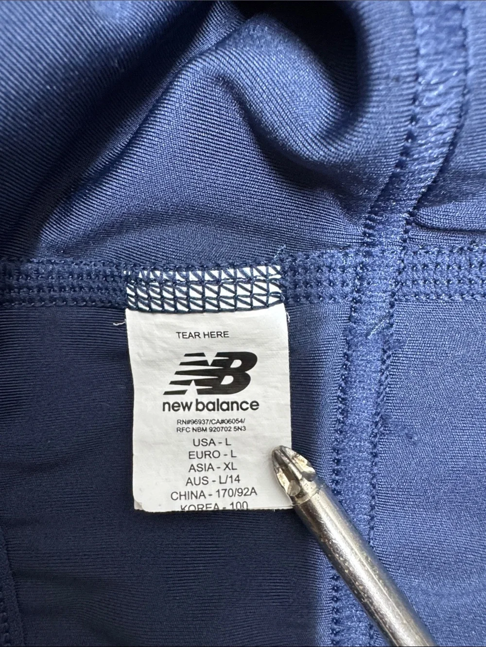WAT33 {New Balance} Navy Blue Logo Band V-Neck Halter Neck Racerback Sports Bra